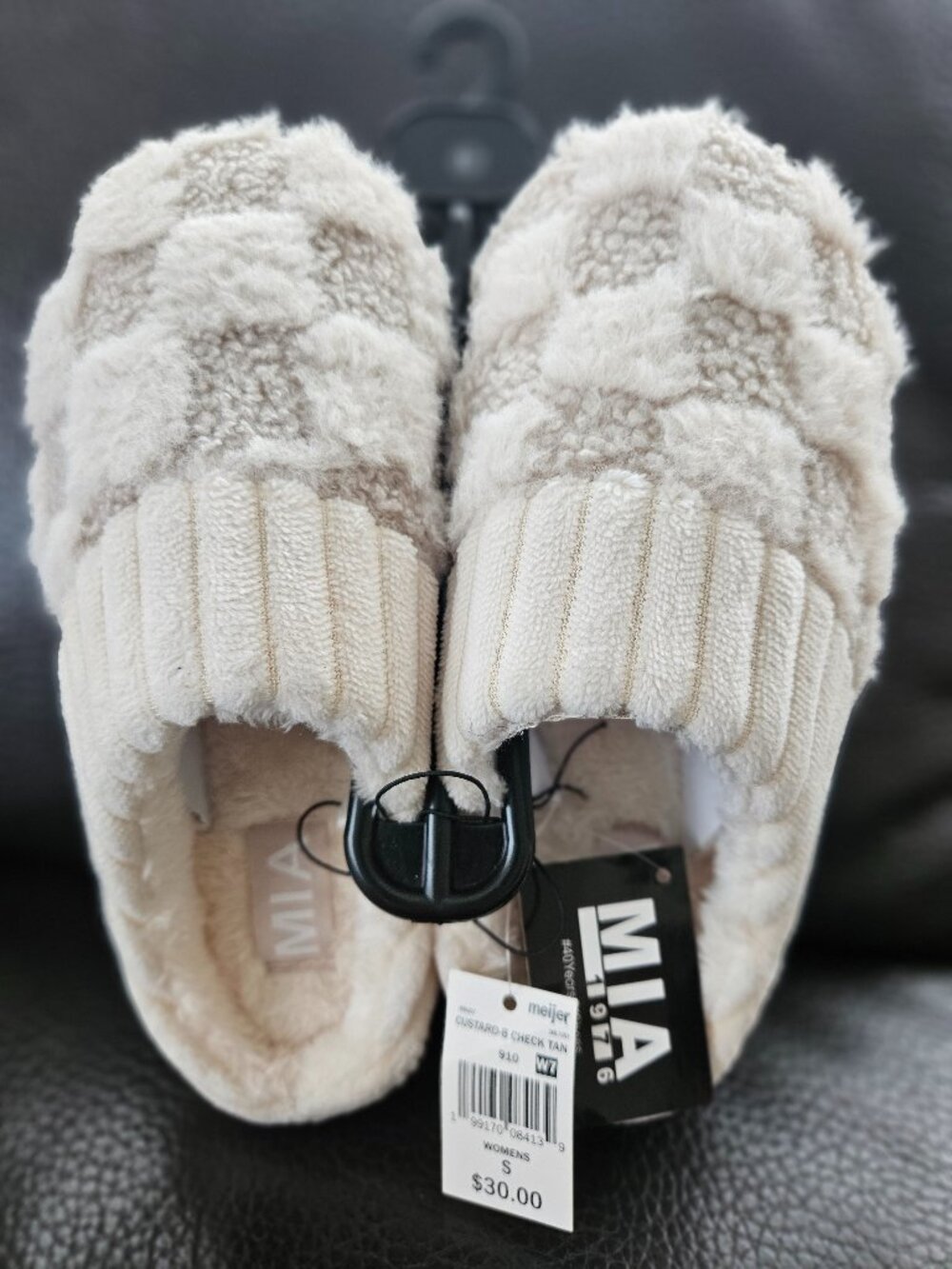 MIA Women's Faux Fur Slippers Size S NWT